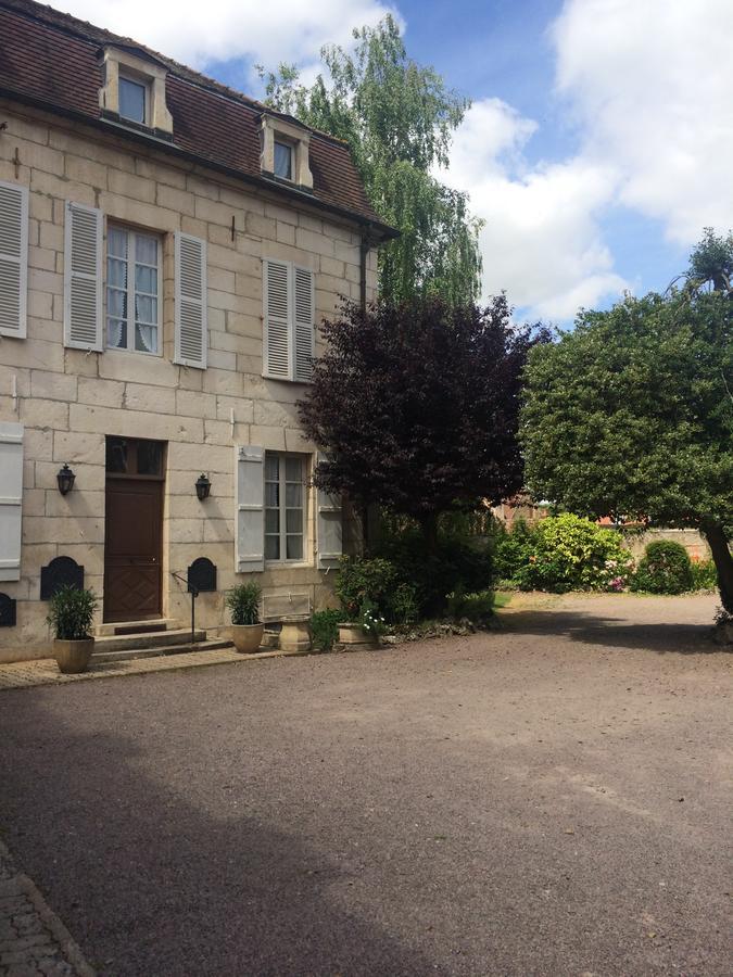 Hotel Des Cymaises Semur-en-Auxois Exterior foto